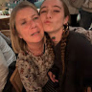 Meet your Posher, Abbey